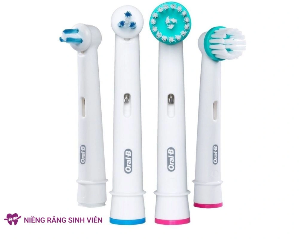 bàn chải kẽ cho người niềng răng